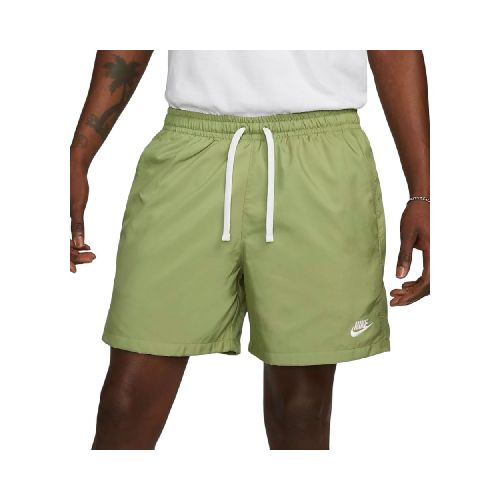 SHORT NIKE SPORTWEAR ESSENTIALS VERDE PARA HOMBRE - Elektra, Tu Familia Vive Mejor