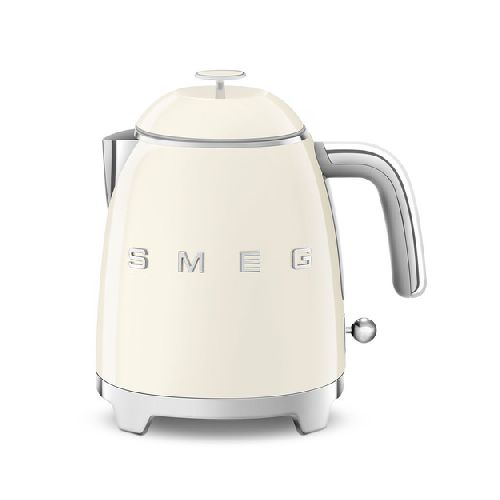 Hervidor Eléctrico Smeg KLF05CRUS de 0.8 L Color Crema  | ihdonline