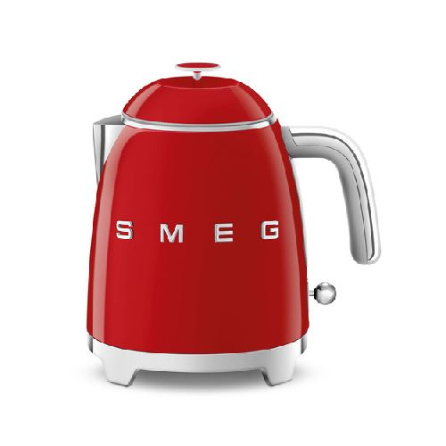 Hervidor Eléctrico Smeg KLF05RDUS de 0.8 L Color Rojo  | ihdonline